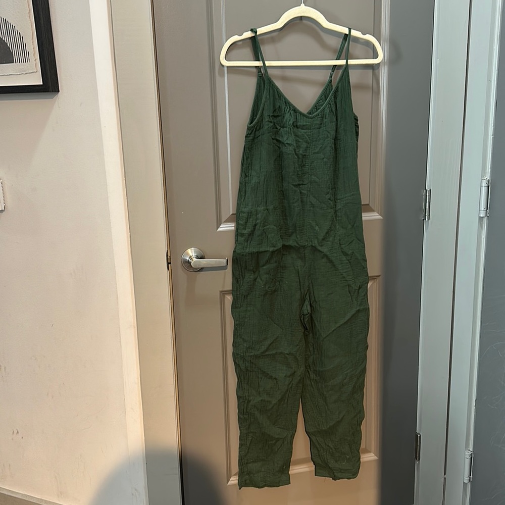 Universal Thread Romper